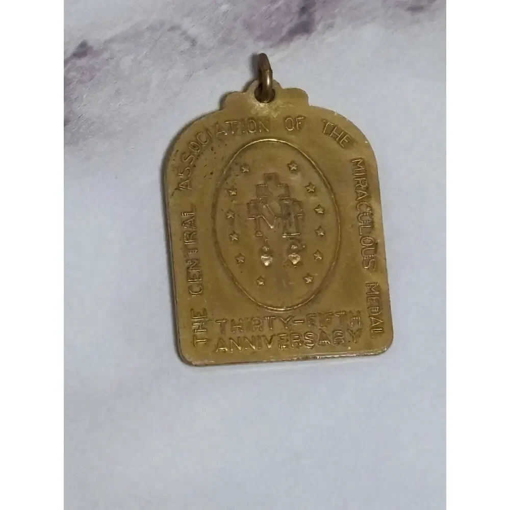 VTG Brass Central Association Of the Miraculous Medal 35th Anniversary Medal